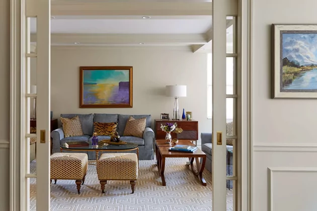 Classic Upper East Side Apartment Living Room Design