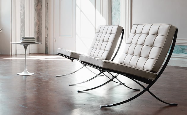 Barcelona Chair Saarinen Side Table